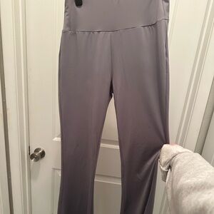 Brand: SHEIN
Style: Flared leggings